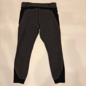 Grey and Black Lululemon Capri Pants Size 6